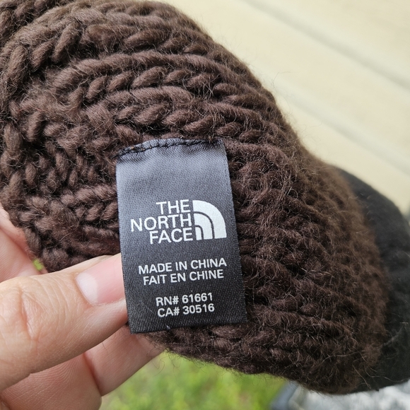 The North Face brown cable knit wool blend beanie unisex - Picture 4 of 5